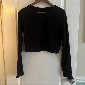 Black Long Sleeve Crop Top